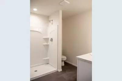 6704 Meadow View Drive S, Fargo, ND 58104 - Photo 17