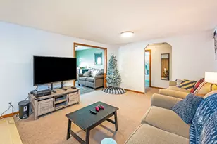 215 Winnebago Ave, Fairmont, MN 56031 - Photo 7