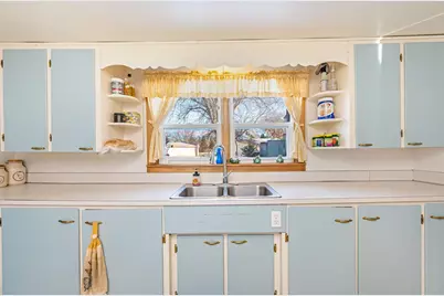 215 Winnebago Avenue, Fairmont, MN 56031 - Photo 11