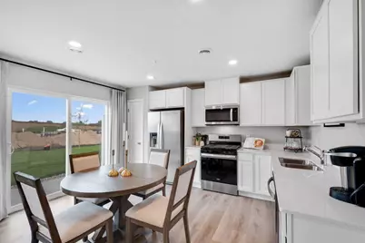 17561 Driscoll Place, Lakeville, MN 55044 - Photo 5