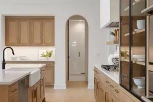 9602 Crestwood Terrace, Eden Prairie, MN 55347 - Photo 7