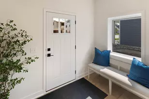 13621 Hollybrook Dr, Apple Valley, MN 55124 - Photo 15