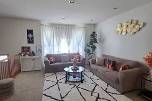 15842 Frisian Ln, Apple Valley, MN 55124 - Photo 11