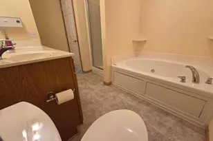 15842 Frisian Ln, Apple Valley, MN 55124 - Photo 17