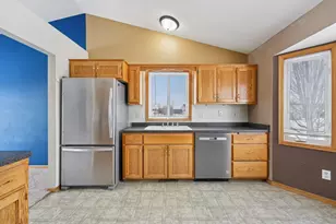 931 Shady Ridge Ln, Braham, MN 55006 - Photo 17