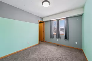 931 Shady Ridge Ln, Braham, MN 55006 - Photo 19