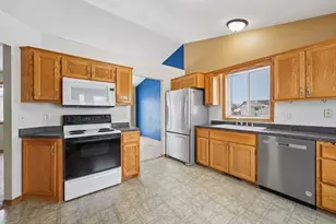 931 Shady Ridge Ln, Braham, MN 55006 - Photo 15