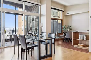 1201 Yale Pl, Minneapolis, MN 55403 - Photo 17