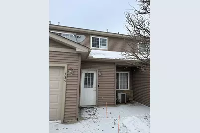 135 Jessica Place, River Falls, WI 54022 - Photo 1