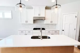 20110 Globe Dr, Lakeville, MN 55044 - Photo 5