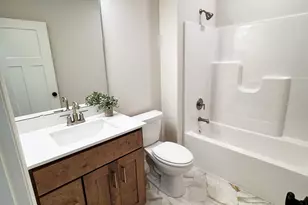 20104 Globe Dr, Lakeville, MN 55044 - Photo 7