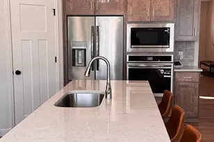 20104 Globe Dr, Lakeville, MN 55044 - Photo 9