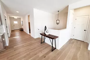 20104 Globe Dr, Lakeville, MN 55044 - Photo 5