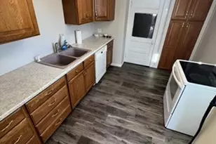 261 State St, Jackson, MN 56143 - Photo 3