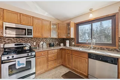 16826 Excelsior Boulevard, Minnetonka, MN 55345 - Photo 15