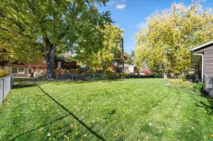 10016 Irwin Rd, Bloomington, MN 55437 - Photo 27