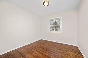 10016 Irwin Rd, Bloomington, MN 55437 - Photo 15