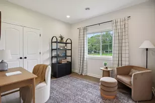 621 Field Point St, Roberts, WI 54023 - Photo 5