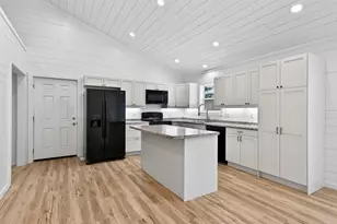101 7th Ave, Shell Lake, WI 54871 - Photo 9