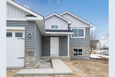 1301 Prairie Street NW, Montgomery, MN 56069 - Photo 3