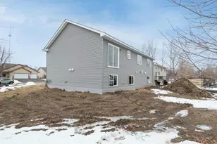 1301 Prairie St NW, Montgomery, MN 56069 - Photo 35