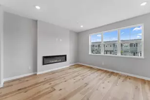 1523 Traverse Ln, West Saint Paul, MN 55118 - Photo 5