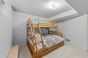 282 Glenbrook Rd N, Wayzata, MN 55391 - Photo 31