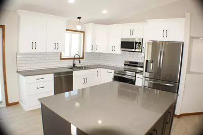 3548 Buchanan Street S, Fargo, ND 58104 - Photo 3