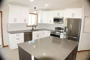 3548 Buchanan St S, Fargo, ND 58104 - Photo 3