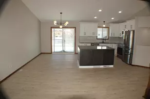 3548 Buchanan St S, Fargo, ND 58104 - Photo 9