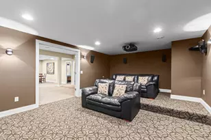 10033 Frederick Pl, Eden Prairie, MN 55347 - Photo 61