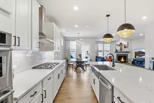 4557 Schilling Way, Woodbury, MN 55129 - Photo 9