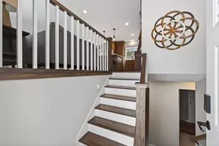 8160 Diane St, Circle Pines, MN 55014 - Photo 15