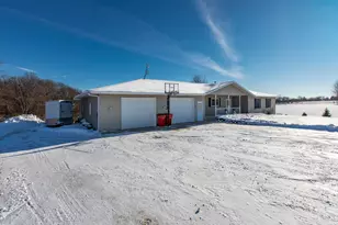 57618 205th Ave, Plainview, MN 55964 - Photo 7