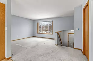 529 5th Ave E, Shakopee, MN 55379 - Photo 5