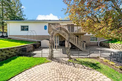 39 Labore Avenue, Little Canada, MN 55117 - Photo 5