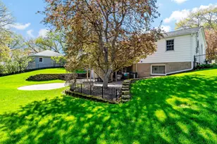 39 Labore Ave, Little Canada, MN 55117 - Photo 9