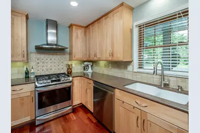 2300 Dahl Court E, Maplewood, MN 55119 - Photo 35