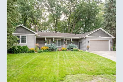 2300 Dahl Court E, Maplewood, MN 55119 - Photo 13