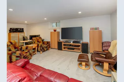 2300 Dahl Court E, Maplewood, MN 55119 - Photo 49