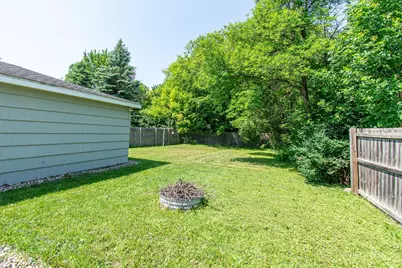 419 18th Street S, Moorhead, MN 56560 - Photo 37