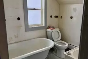 922 S 5th Ave, Virginia, MN 55792 - Photo 7