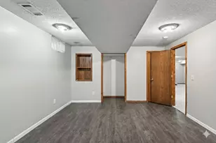 8233 Douglas Ln N, Brooklyn Park, MN 55445 - Photo 37