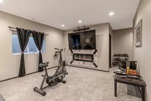 2021 Bluestem Dr, Mankato, MN 56001 - Photo 29