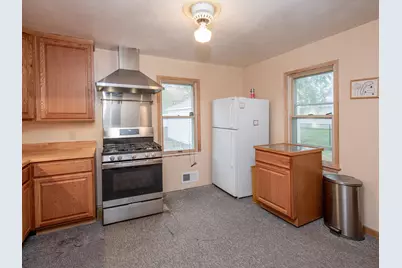 171 Downs Avenue, Maplewood, MN 55117 - Photo 3