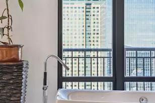 201 S 11th St, Minneapolis, MN 55403 - Photo 47