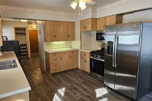 602 S Fir St, Lamberton, MN 56152 - Photo 9