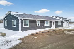 7683 Rolling Meadows Circle, Pine City, MN 55063 - Photo 23