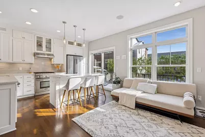 336 Spring Street, Saint Paul, MN 55102 - Photo 1