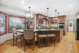 5500 River Bluff Curve, Bloomington, MN 55437 - Photo 3